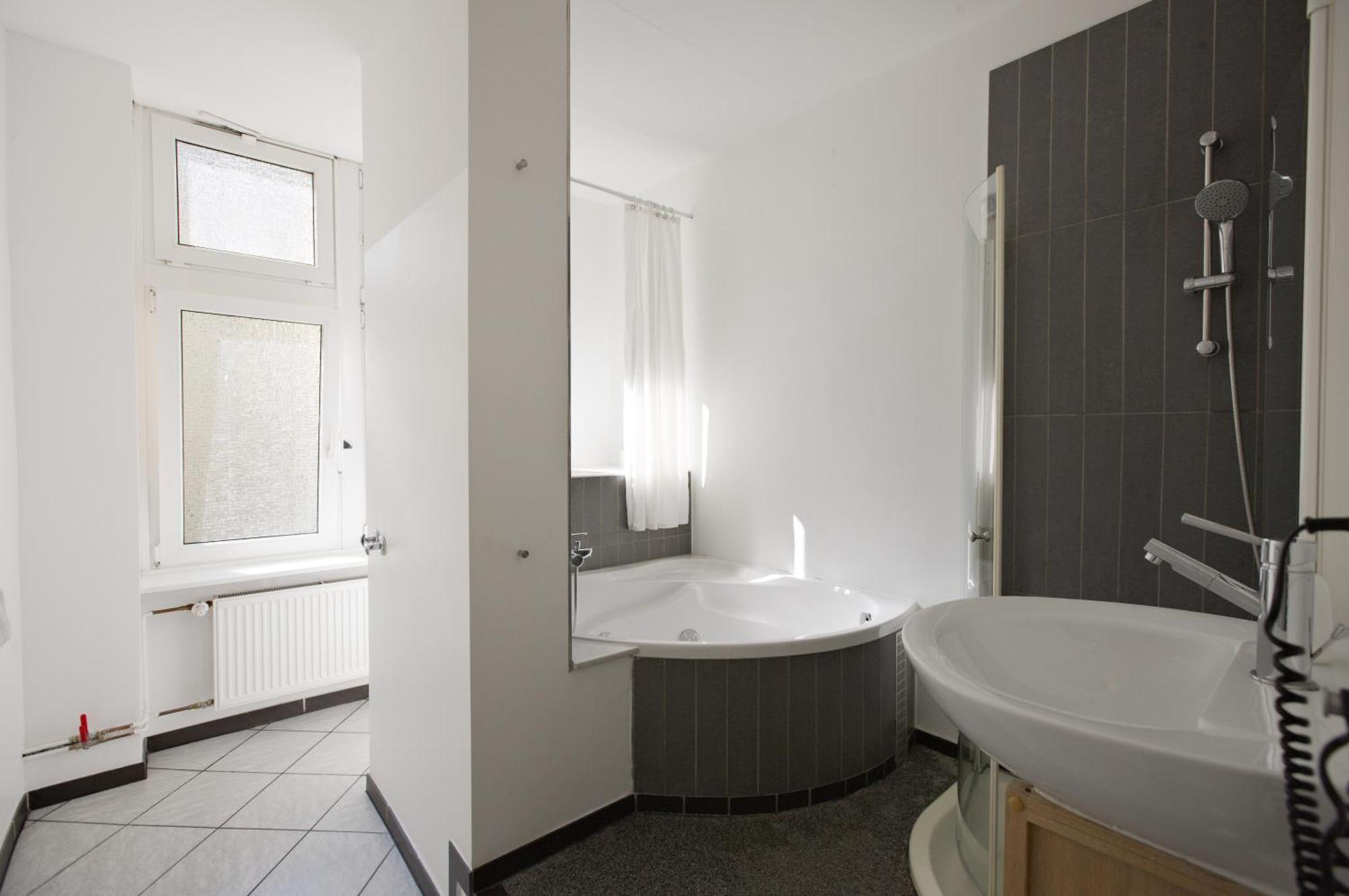 Elegante Altbauwohnung Berlim Exterior foto