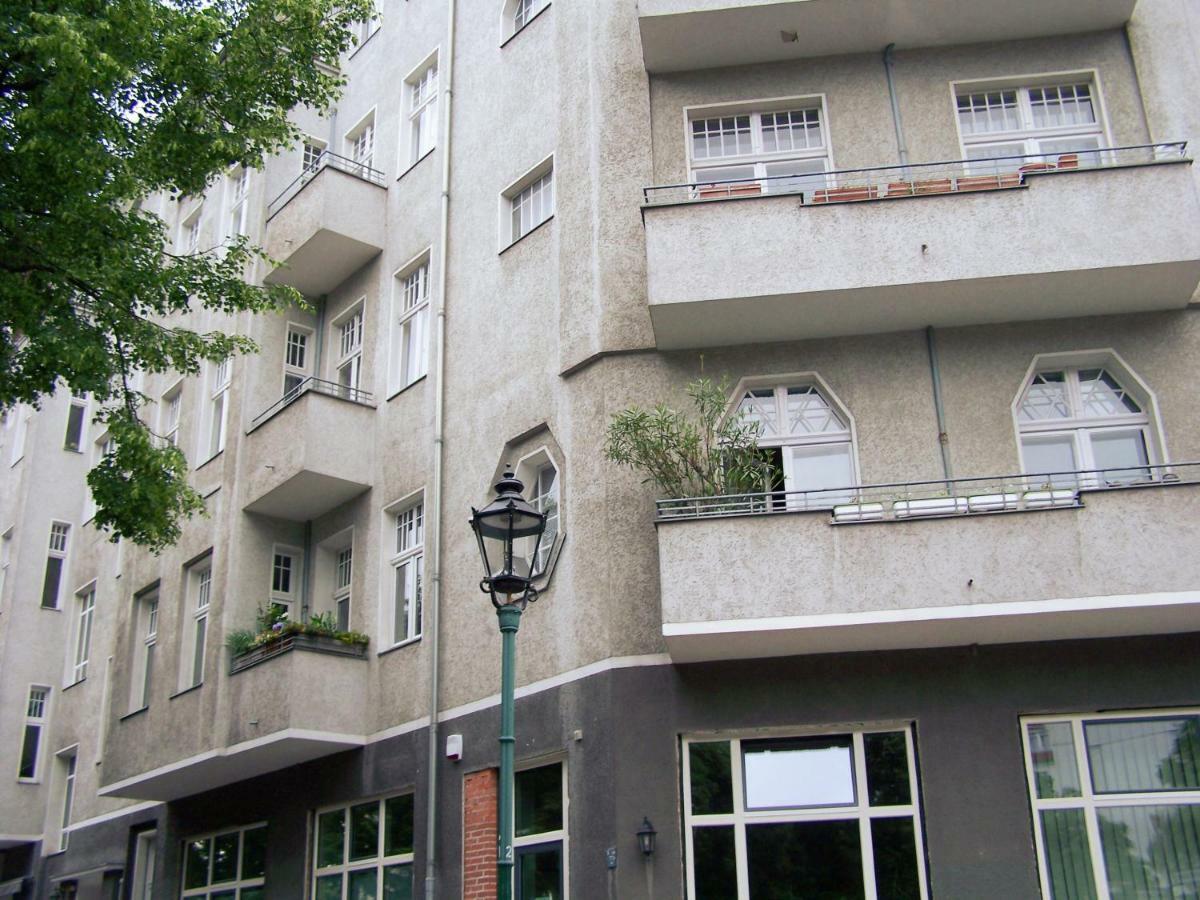 Elegante Altbauwohnung Berlim Exterior foto